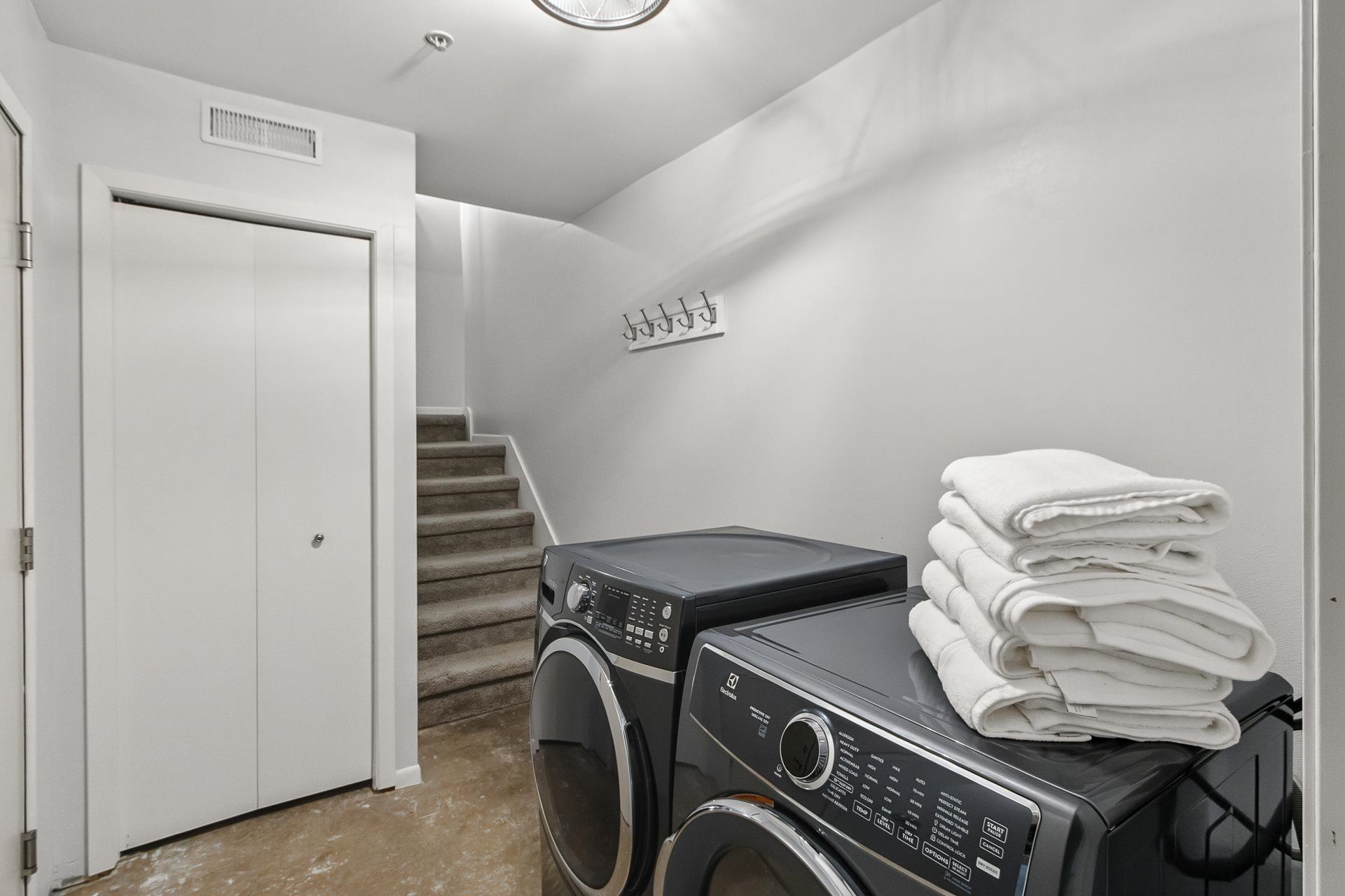 6649 Raymond Road, Unit 10 Madison, WI 53711 - Photo 34 of 39 Gallery Image 34