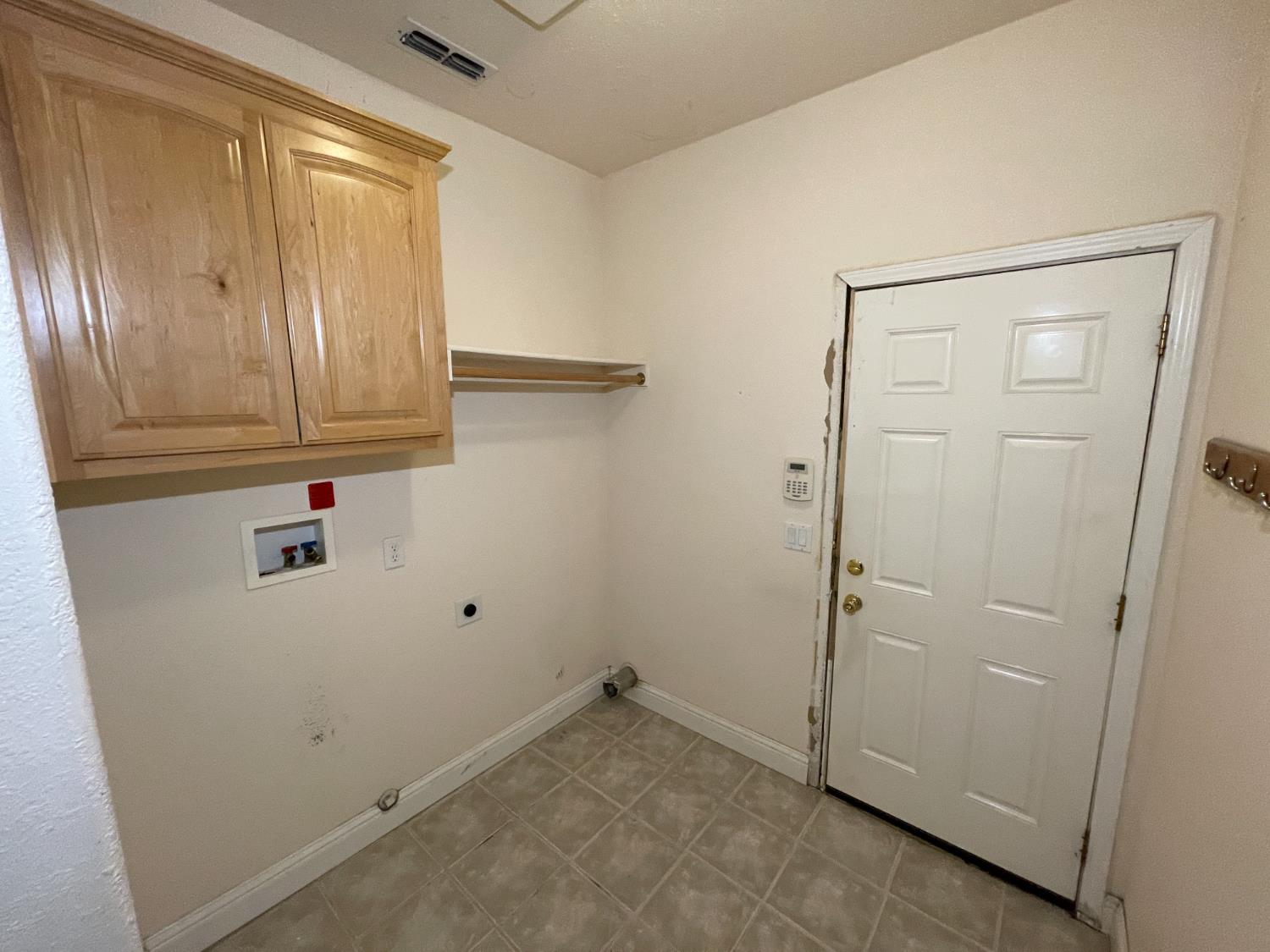 4410 Rossler Road Placerville, CA 95667 - Photo 10 of 30