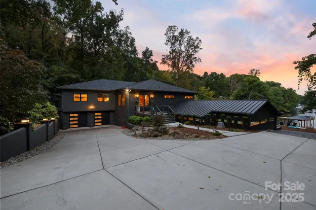 $2,995,000 | 379 Indian Trail, Mooresville, NC 28117