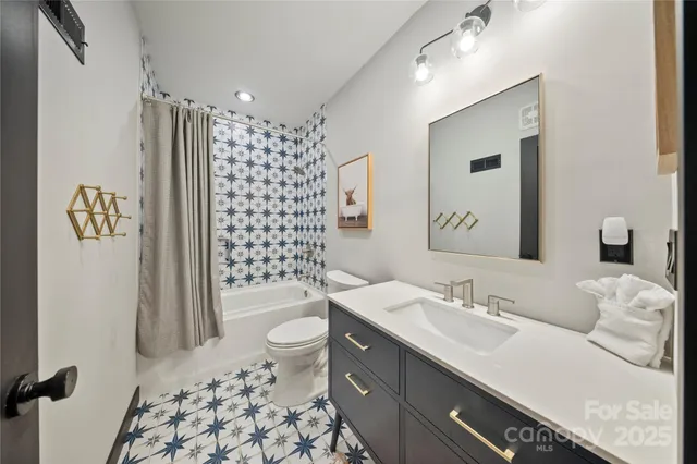 $2,995,000 | 379 Indian Trail, Mooresville, NC 28117