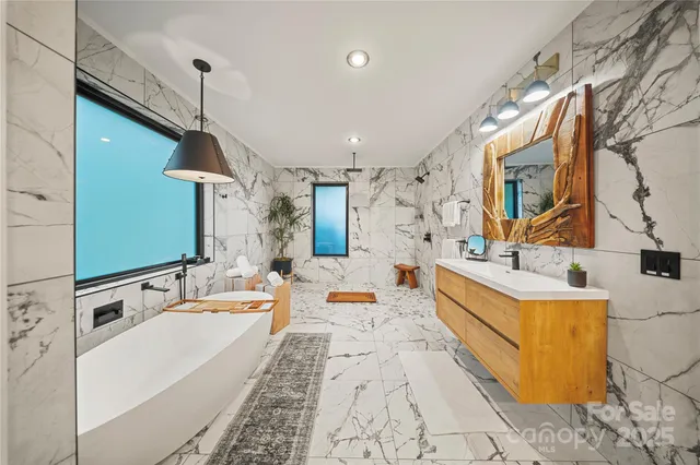 $2,995,000 | 379 Indian Trail, Mooresville, NC 28117