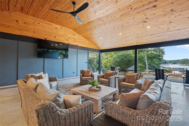 $2,995,000 | 379 Indian Trail, Mooresville, NC 28117