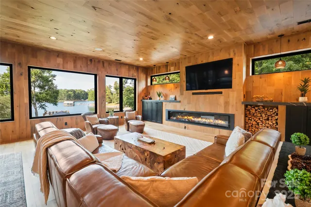 $2,995,000 | 379 Indian Trail, Mooresville, NC 28117