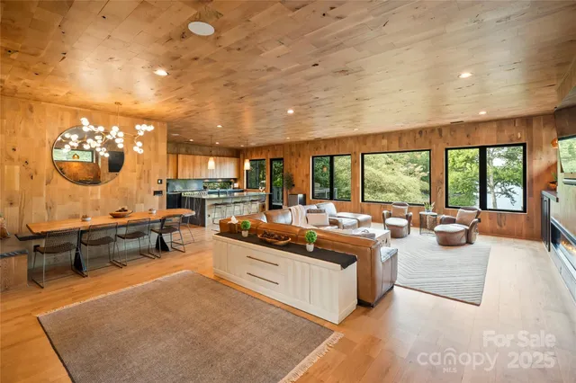 $2,995,000 | 379 Indian Trail, Mooresville, NC 28117