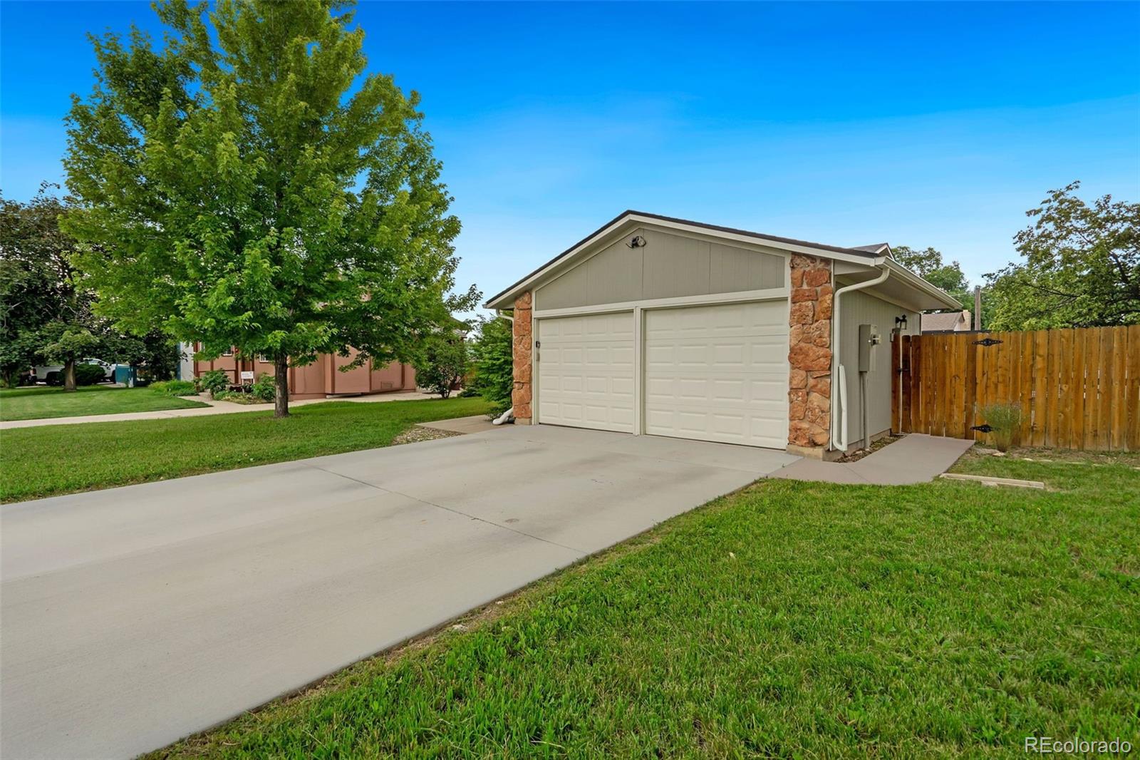 918 Kimball Road Fort Collins, CO 80521 - Photo 3 of 23 Gallery Image 3