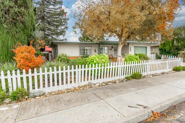 $379,900 | 245 School Avenue, Oakdale, CA 95361