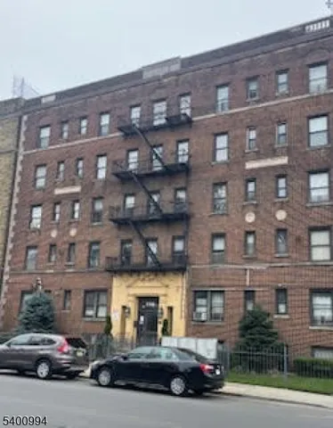 $1,600 | 1116 Anna Street, Unit 5F, Elizabeth, NJ 07201