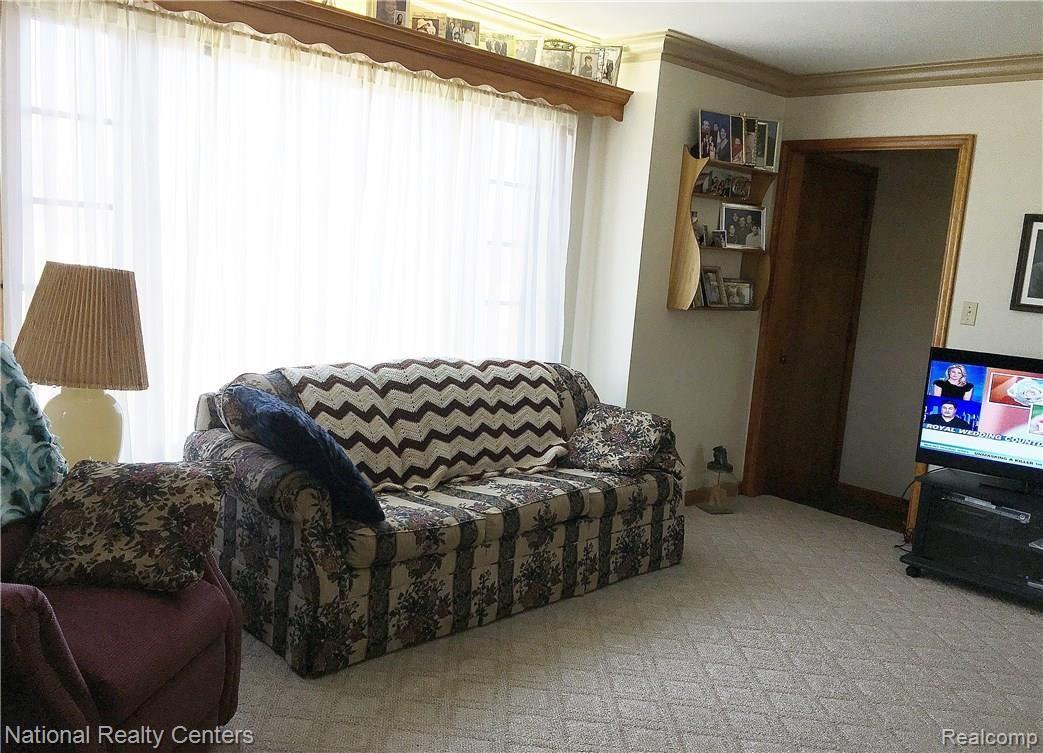 57351 12 Mile Road New Hudson, MI 48165 - Photo 3 of 38 2018-04-02 010.JPG
