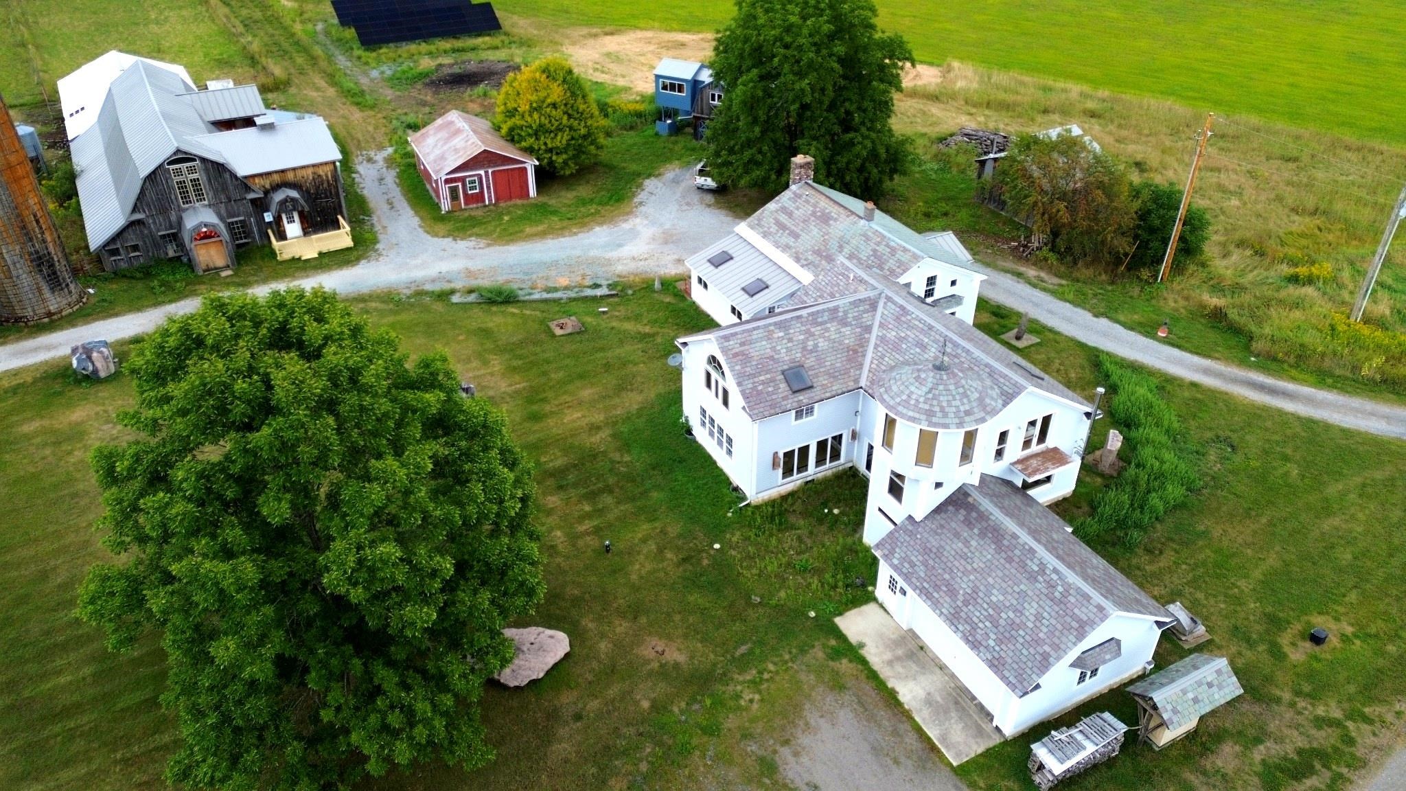 957 Pleasant Valley Road Benson, VT 05760 - Photo 2 of 60