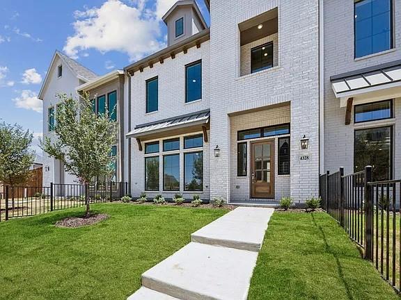 4436 Burge Avenue Frisco, TX 75033 - Photo 2 of 28