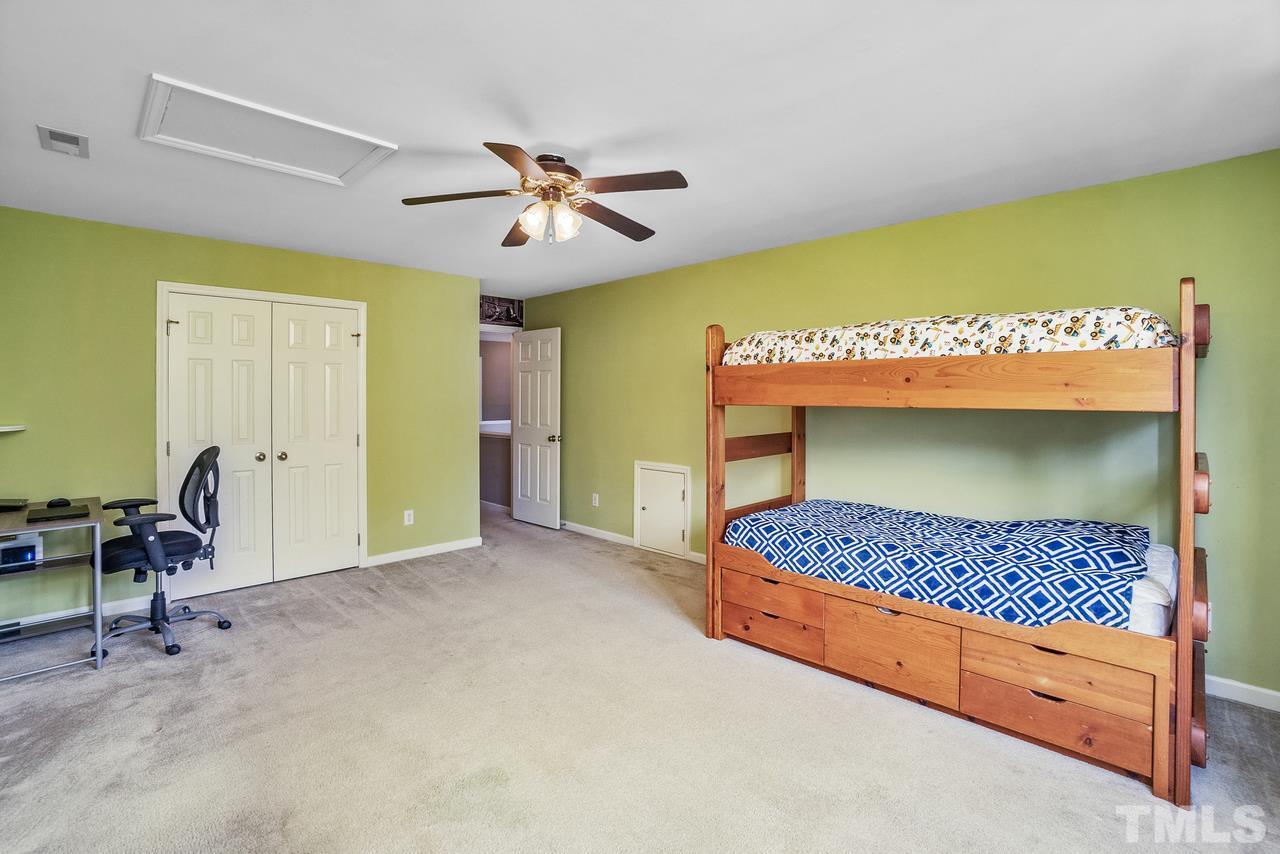 3237 Forest Mill Circle Raleigh, NC 27616 - Photo 16 of 30