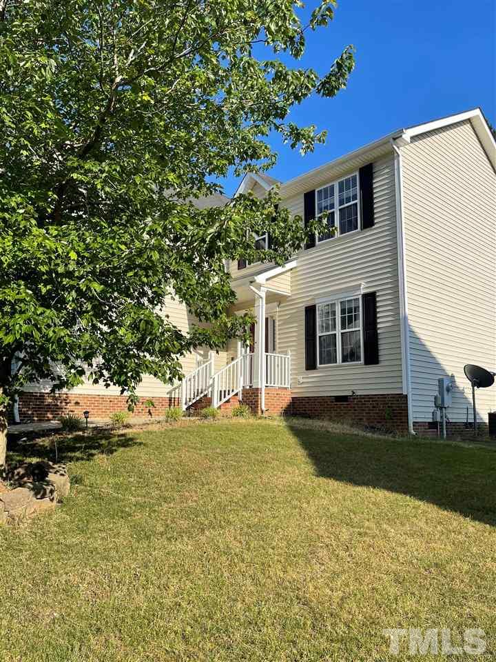 3237 Forest Mill Circle Raleigh, NC 27616 - Photo 3 of 30