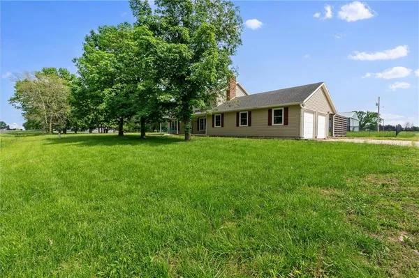$499,900 | 19707 East State Route, Archie, MO 64725