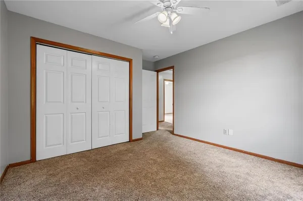 $499,900 | 19707 East State Route, Archie, MO 64725