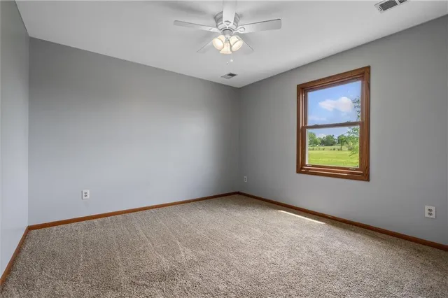 $499,900 | 19707 East State Route, Archie, MO 64725