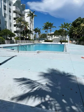 $1,500 | 496 Northwest 165th Street, Unit D311, Miami, FL 33169