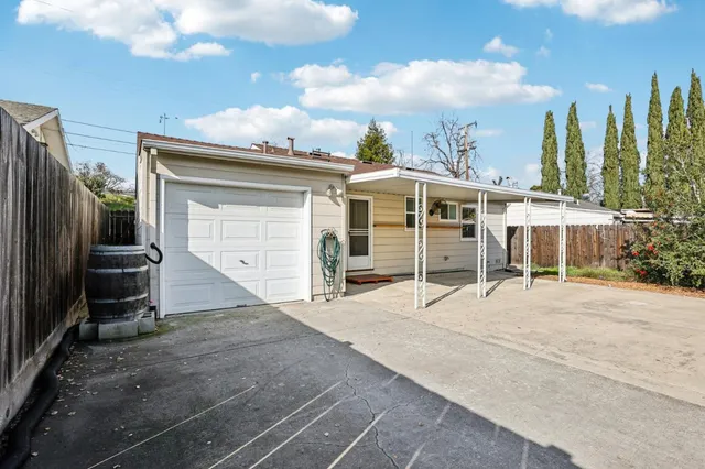 $999,000 | 34 Manzanita Street, Redwood City, CA 94063
