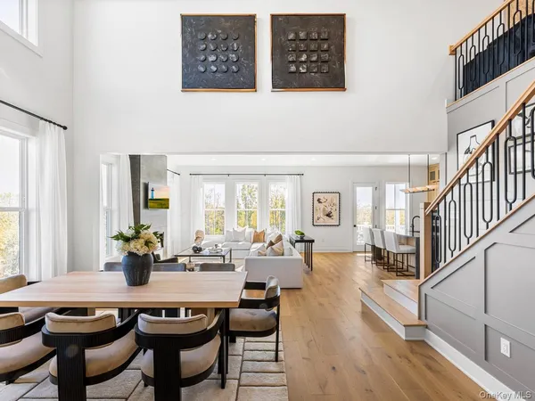 $925,000 | 122 Captain Esposito Lane, Unit 7, Pearl River, NY 10965