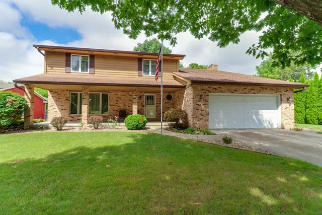 $350,000 | 1005 South Hershey Road, Bloomington, IL 61704