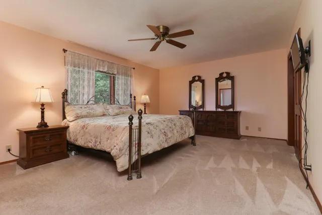 $350,000 | 1005 South Hershey Road, Bloomington, IL 61704