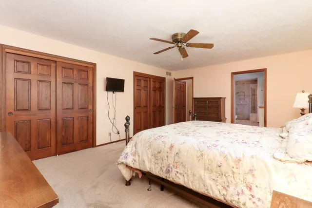 $350,000 | 1005 South Hershey Road, Bloomington, IL 61704