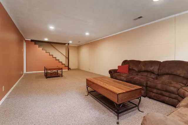 $350,000 | 1005 South Hershey Road, Bloomington, IL 61704