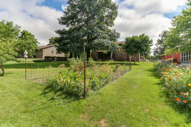 $350,000 | 1005 South Hershey Road, Bloomington, IL 61704