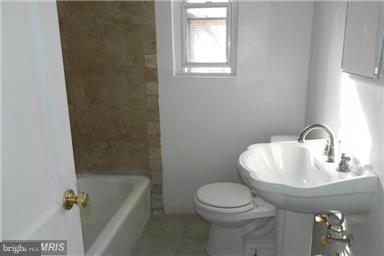5801 Queens Chapel Road Hyattsville, MD 20782 - Photo 5 of 6 Bath