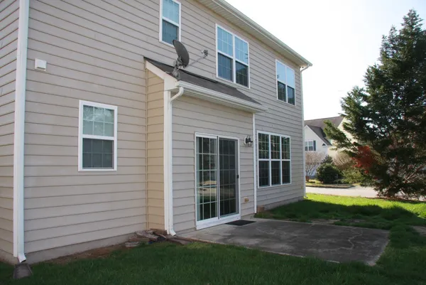 $2,800 | 105 Dursley Way, Cary, NC 27519