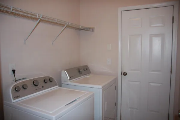 $2,800 | 105 Dursley Way, Cary, NC 27519
