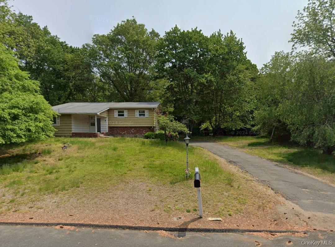 5 Flamingo Lane Spring Valley, NY 10977 - Photo 2 of 6