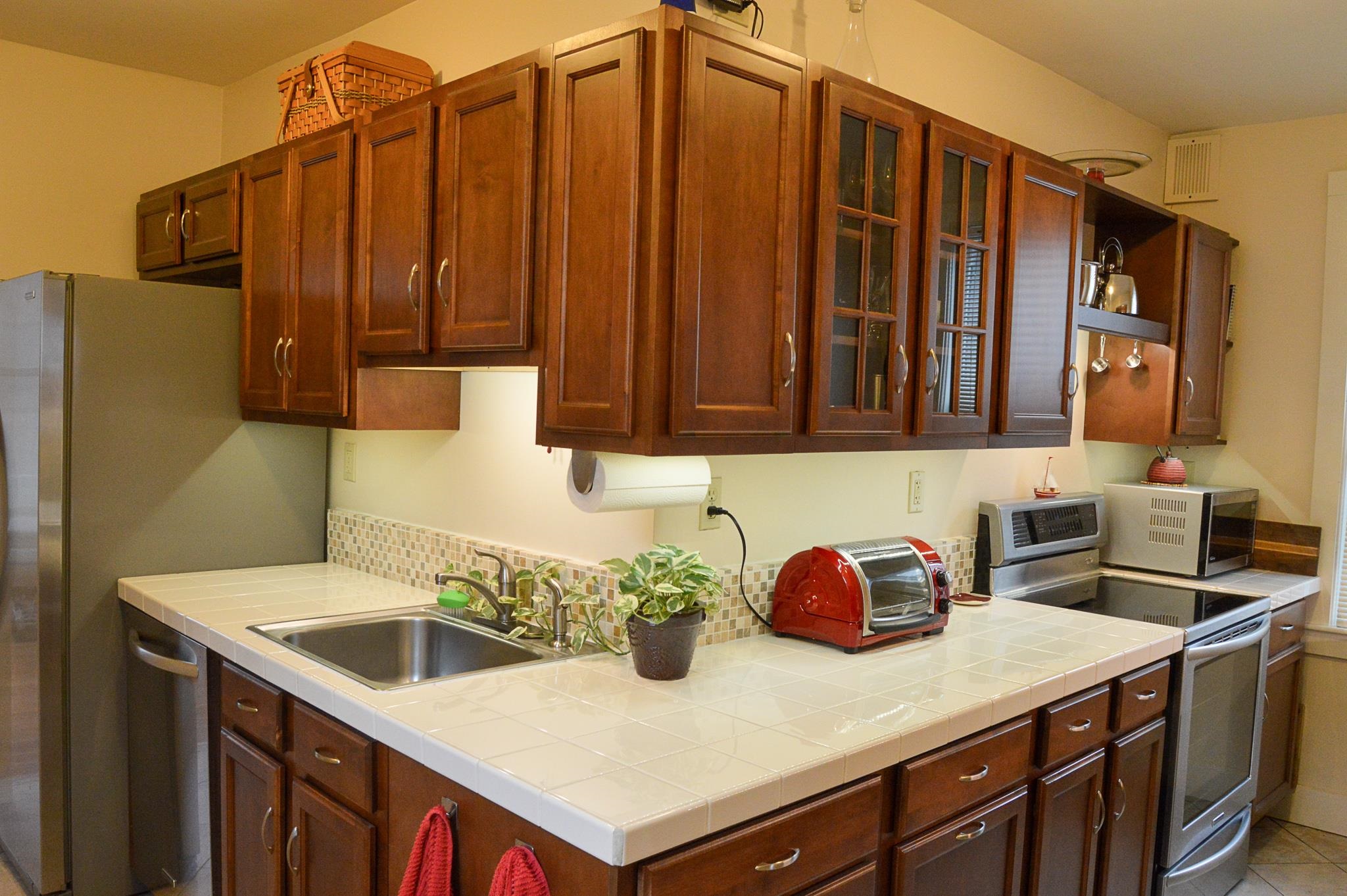 15 Prospect Street Exeter, NH 03833 - Photo 3 of 24