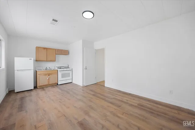 $418,000 | Undisclosed Address, Delano, CA 93215