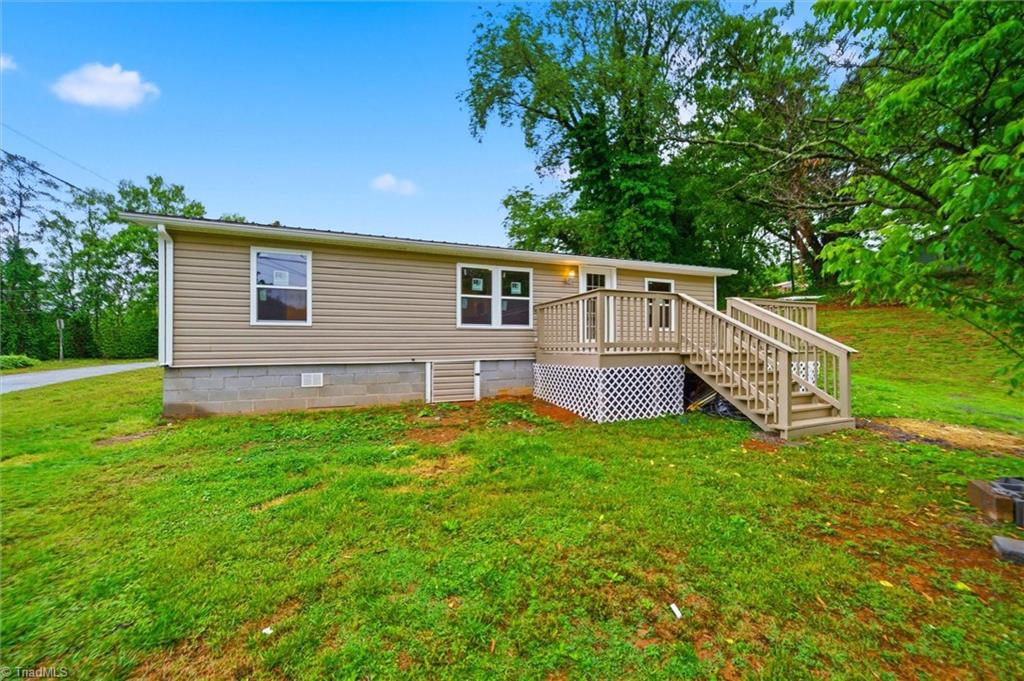 120 Mathis Street Jonesville, NC 28642 - Photo 1 of 26