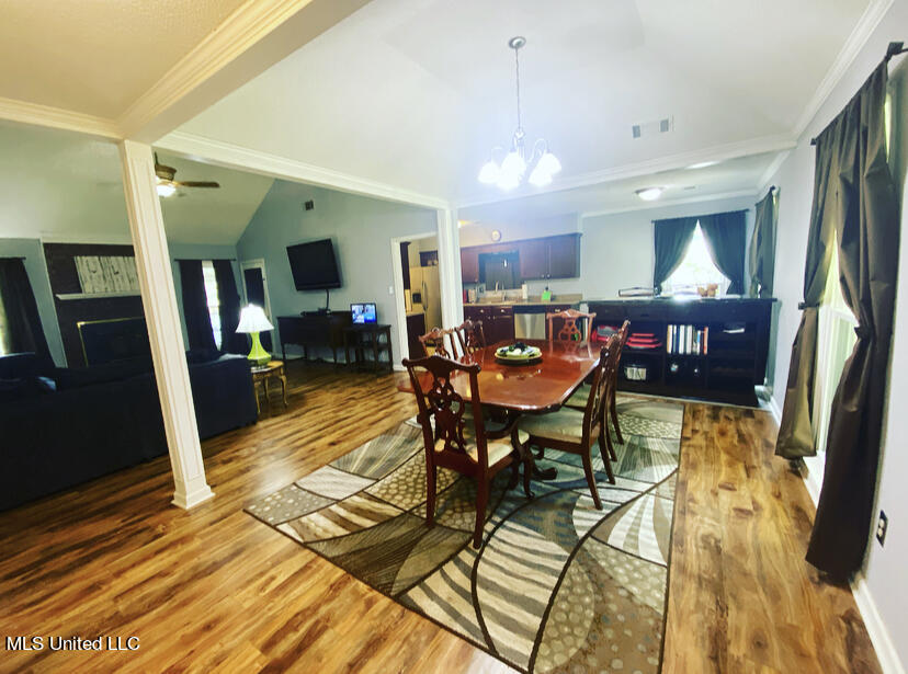 1760 Malone Road Nesbit, MS 38651 - Photo 2 of 10 Dinning Room