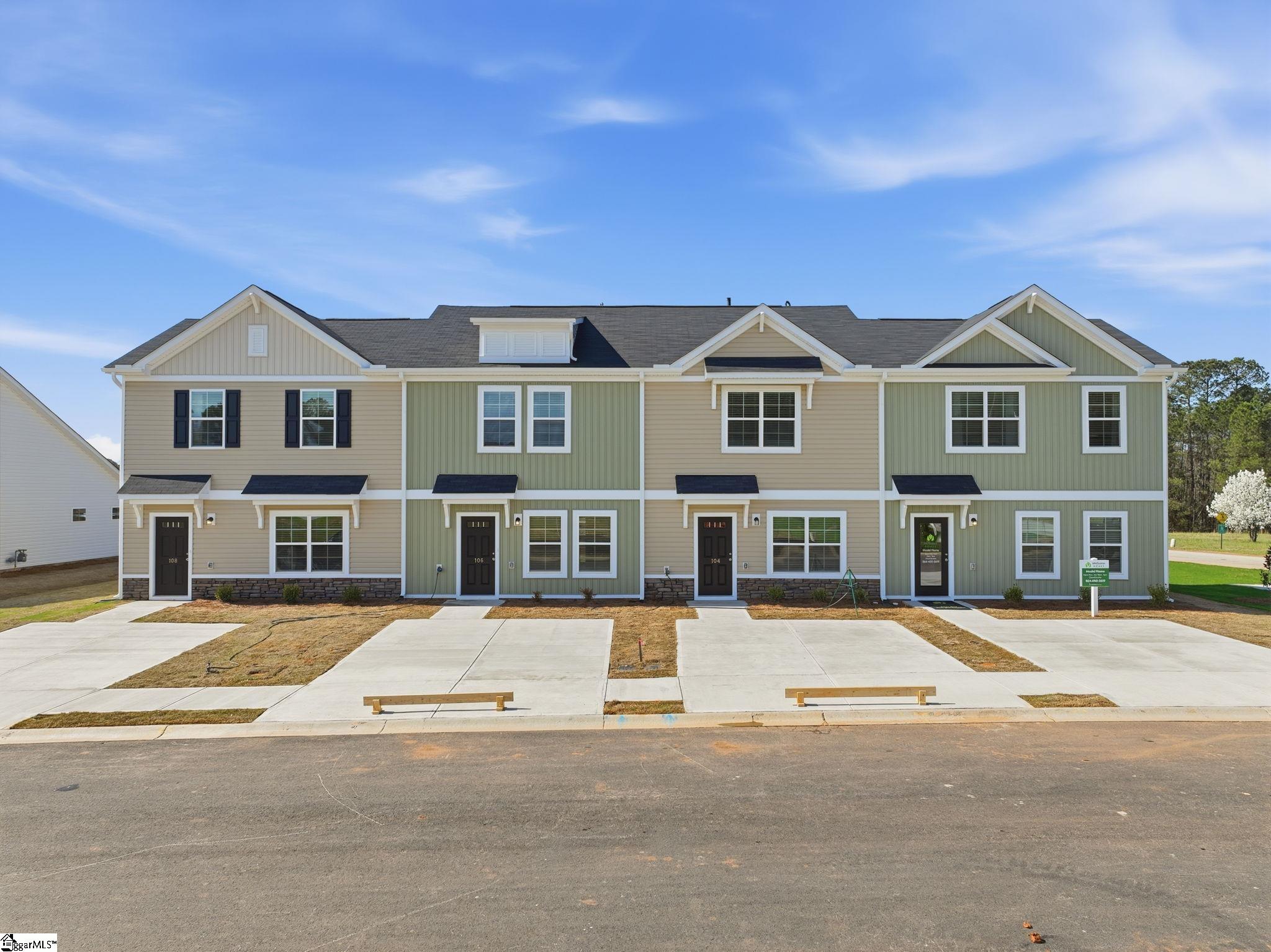 331 Lilac Loop Greenwood, SC 29646 - Photo 3 of 27