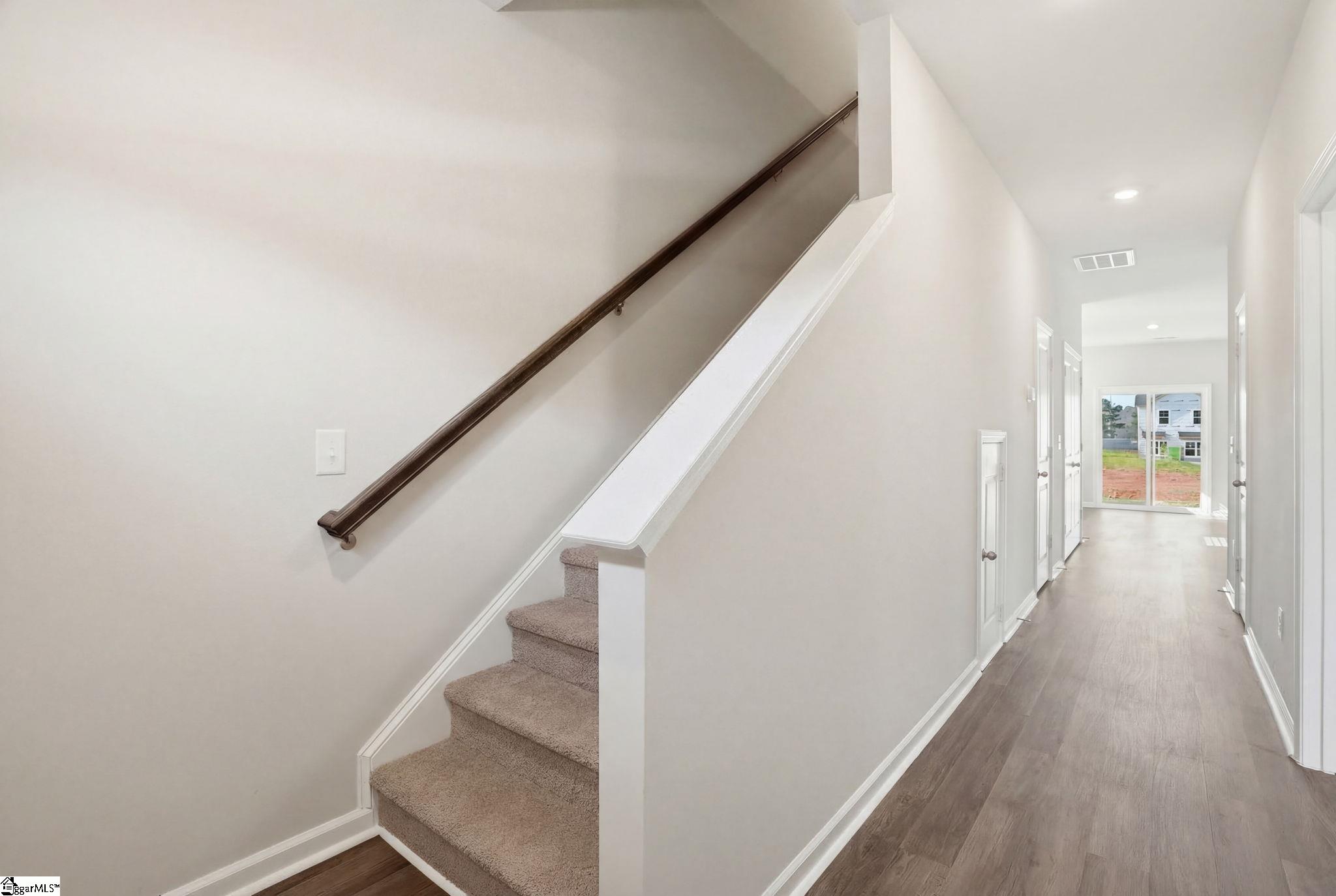 331 Lilac Loop Greenwood, SC 29646 - Photo 4 of 27