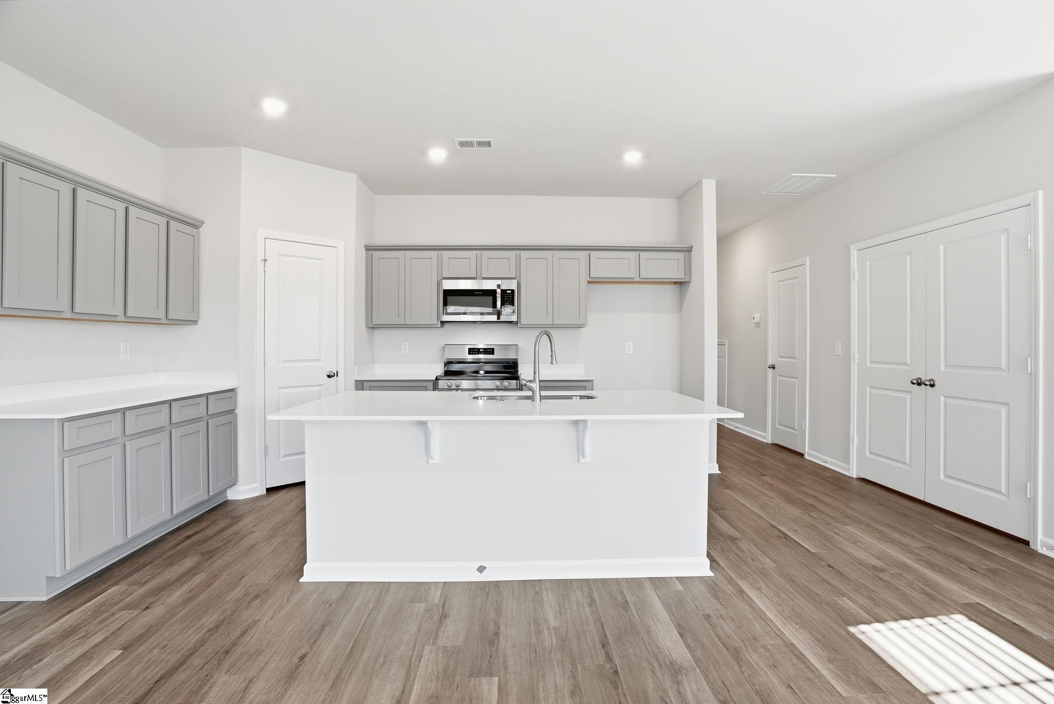 331 Lilac Loop Greenwood, SC 29646 - Photo 10 of 27