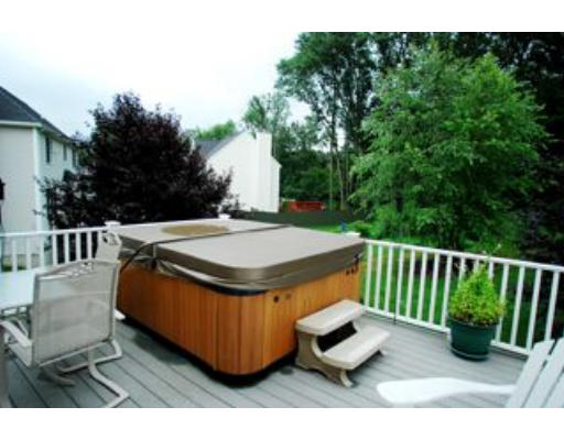 6 Aspen Road Shrewsbury, MA 01545 - Photo 16 of 19 Gallery Image 16