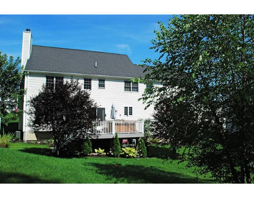6 Aspen Road Shrewsbury, MA 01545 - Photo 2 of 19 Gallery Image 2