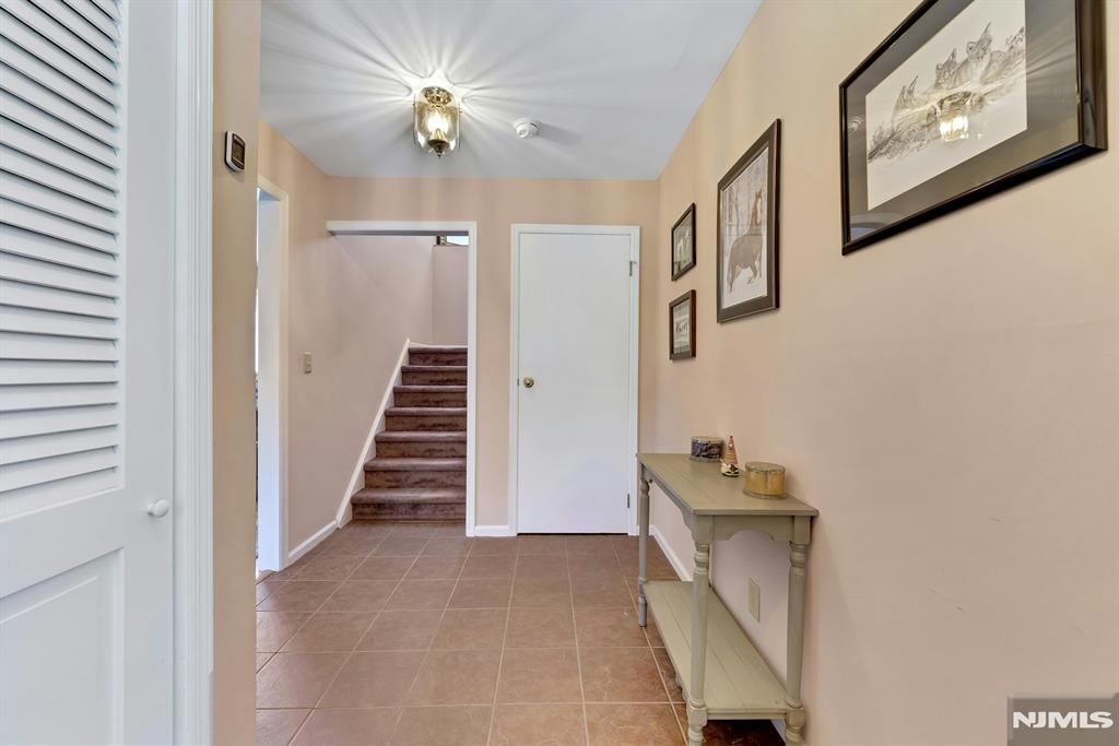 104 Steinmetz Road Hillsborough, NJ 08844 - Photo 6 of 50