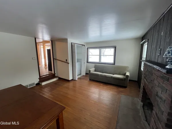 $1,200 | 2150 Highway 143, Unit REAR BUILDING, Coeymans, NY 12007