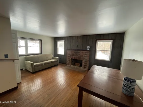$1,200 | 2150 Highway 143, Unit REAR BUILDING, Coeymans, NY 12007