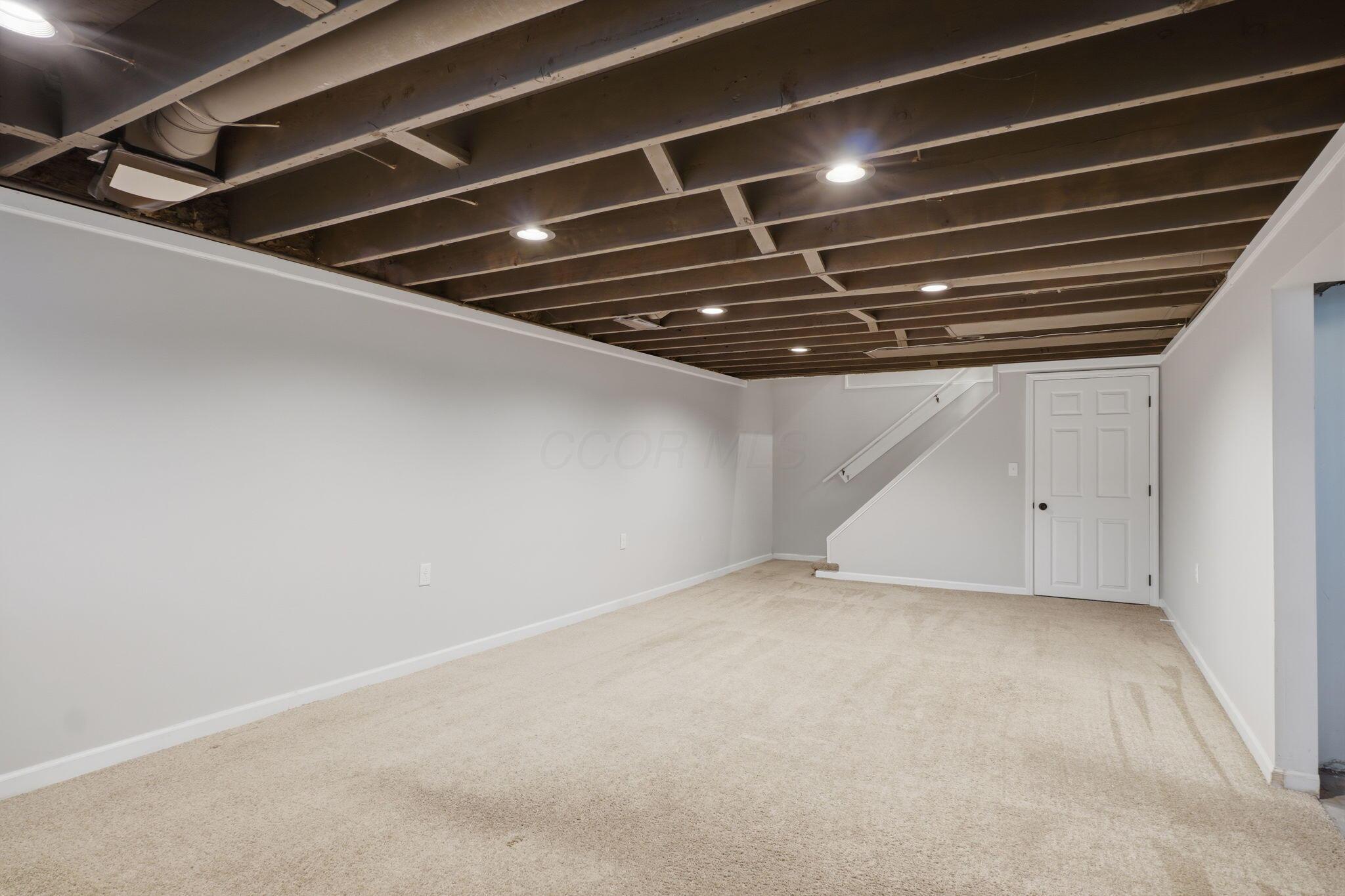 2547 McCutcheon Road Columbus, OH 43219 - Photo 36 of 55 42-web-or-mls-2547-mccutcheon-rd