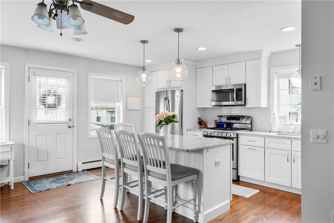 32 Rock Street Bristol, RI 02809 - Photo 7 of 20 Stunning updated kitchen.