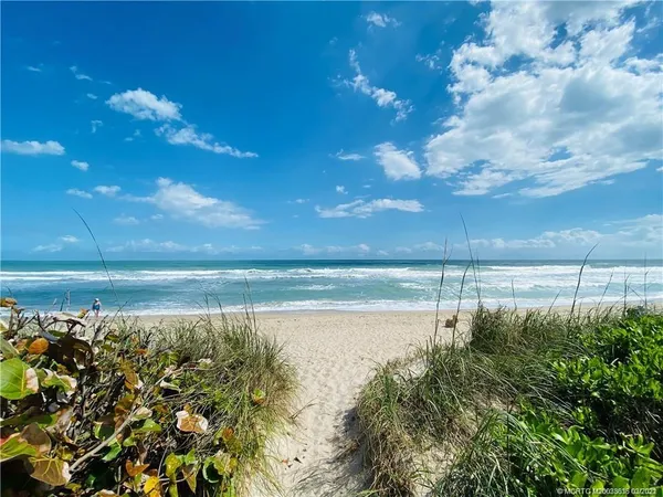 $2,400 | 7430 South Ocean Drive, Unit 619B, Jensen Beach, FL 34957