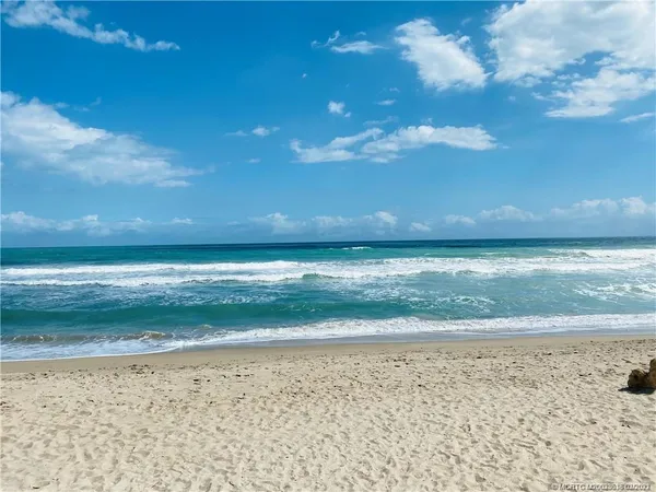 $2,400 | 7430 South Ocean Drive, Unit 619B, Jensen Beach, FL 34957