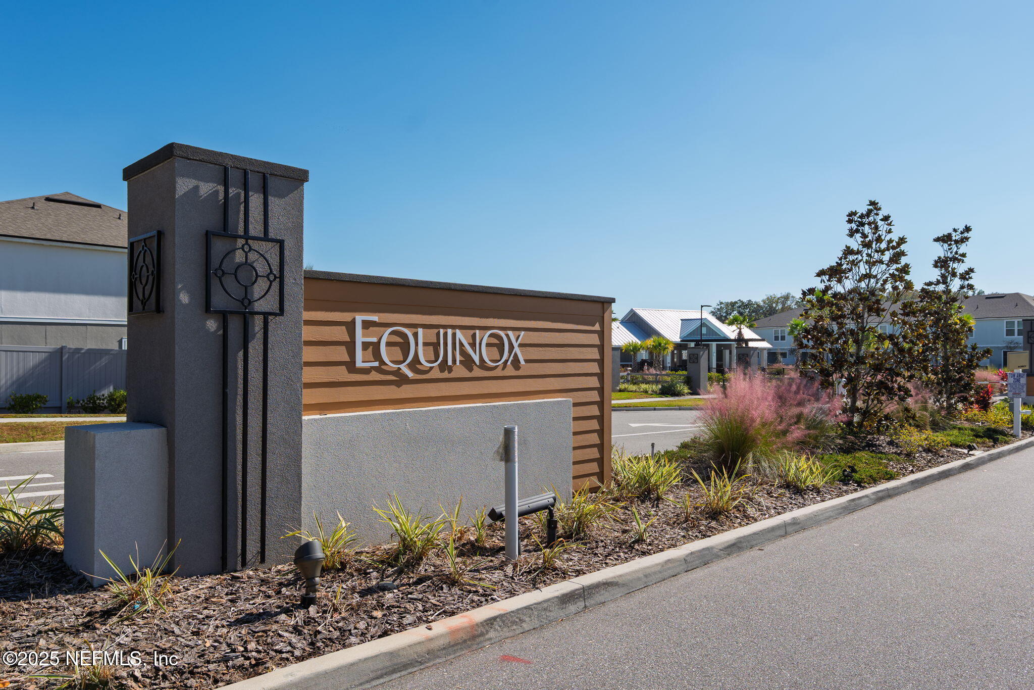 a view of a pathway of a building
