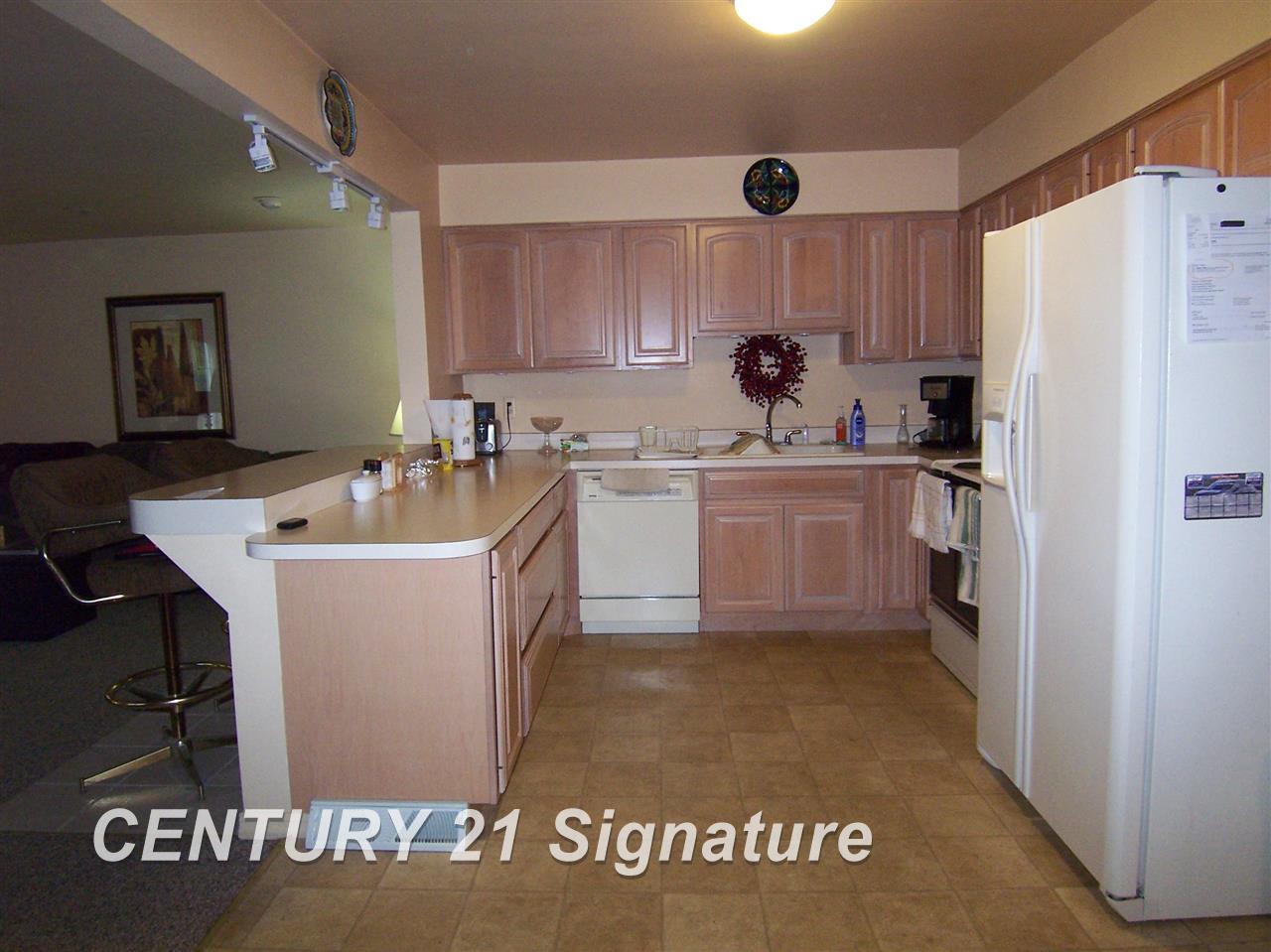 5171 Elms Road Flushing, MI 48433 - Photo 7 of 32