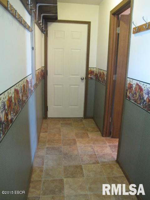 704 Clark School Road De Soto, IL 62924 - Photo 17 of 32